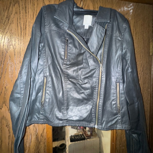Halogen Jackets & Blazers - Halogen Women's Charcoal/Black Leather Jacket